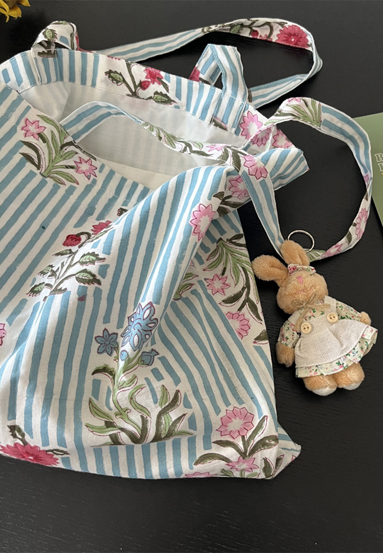 Simple and versatile blue striped floral shoulder tote bag CA25061767BL