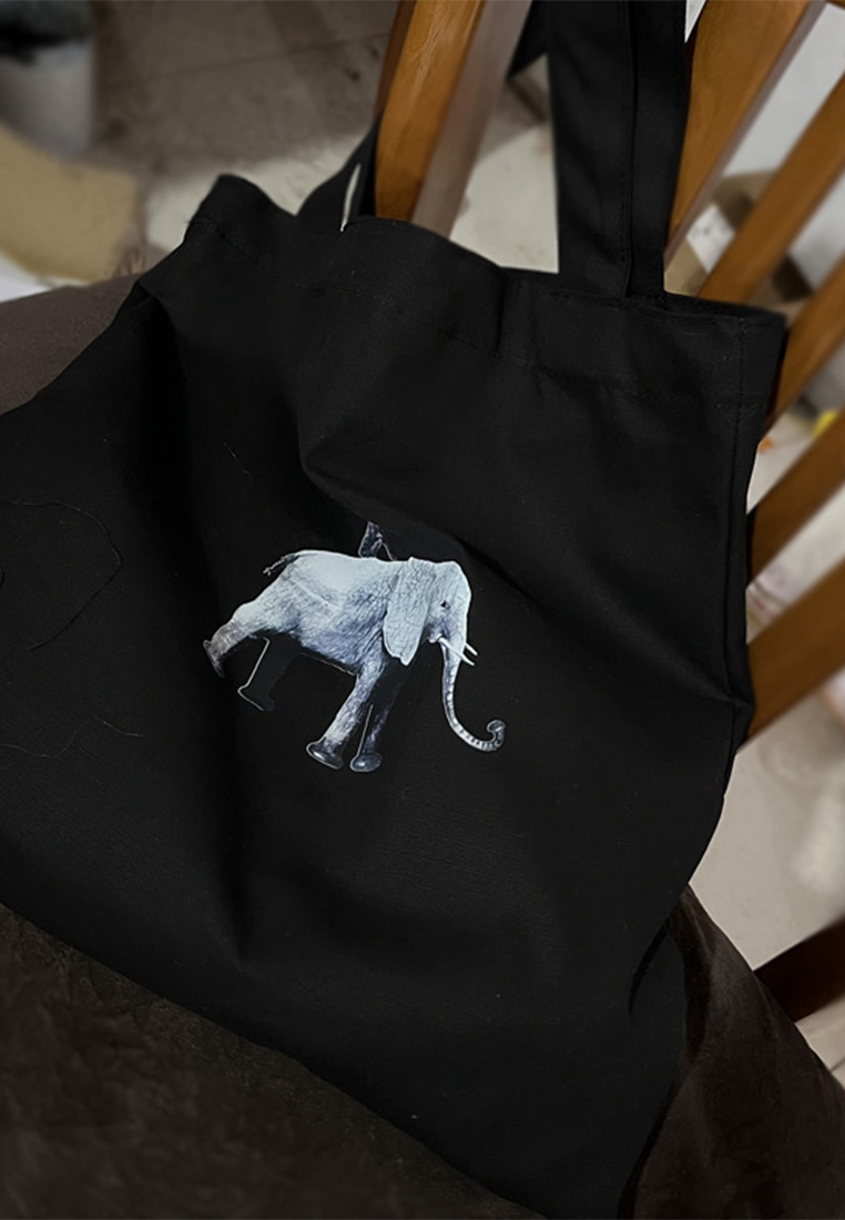 Nordic-style versatile black elephant canvas shoulder bag CA25061768BK