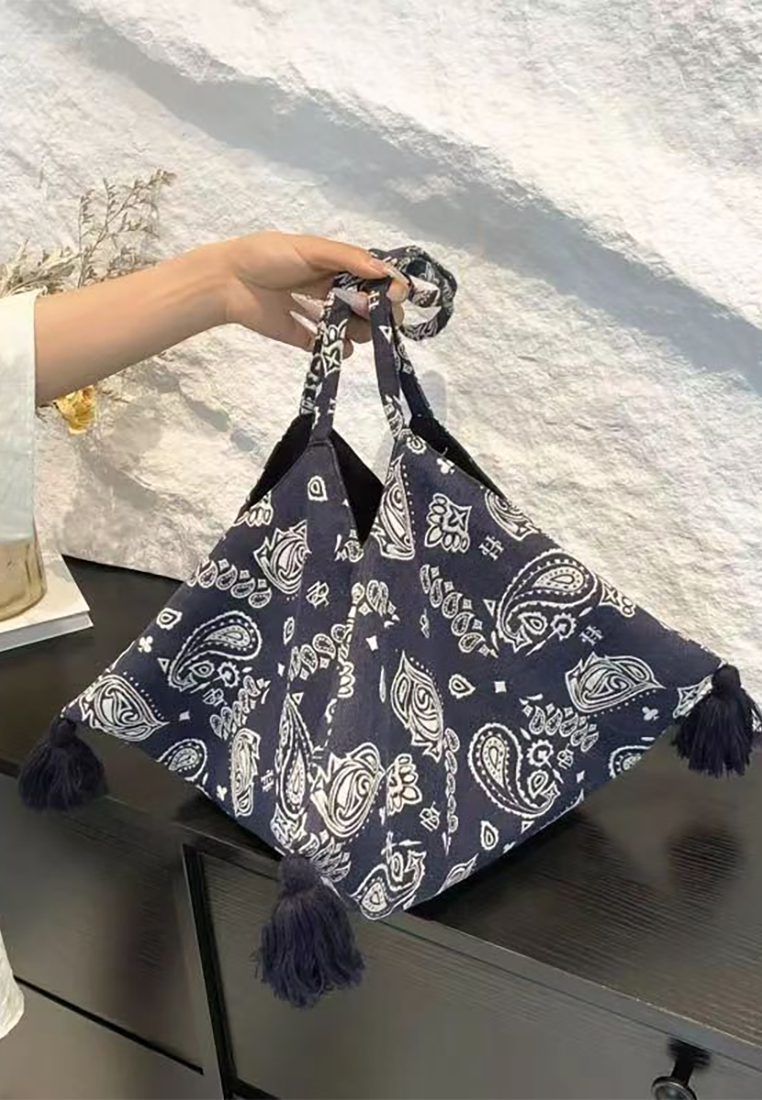 New artistic niche design fashionable shoulder bag CA25030307W