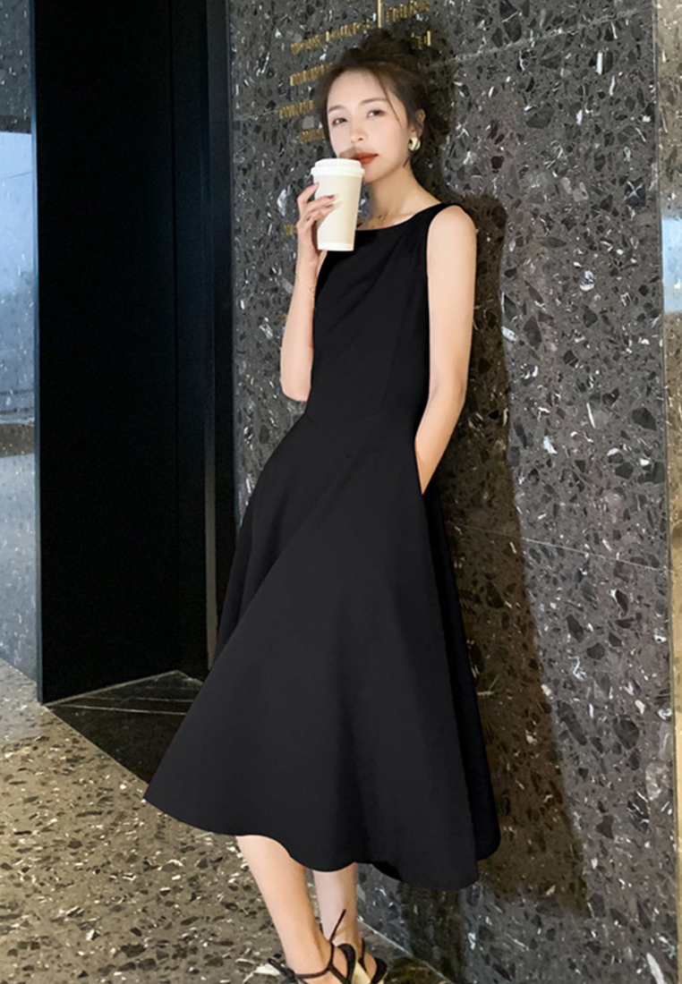 2024 Evening Dress Style Sleeveless Slim Fit Solid Color Dress CA24041076W