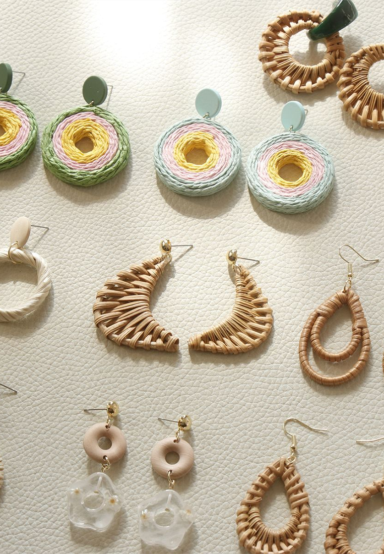 Handmade straw earrings CA25052376 -1