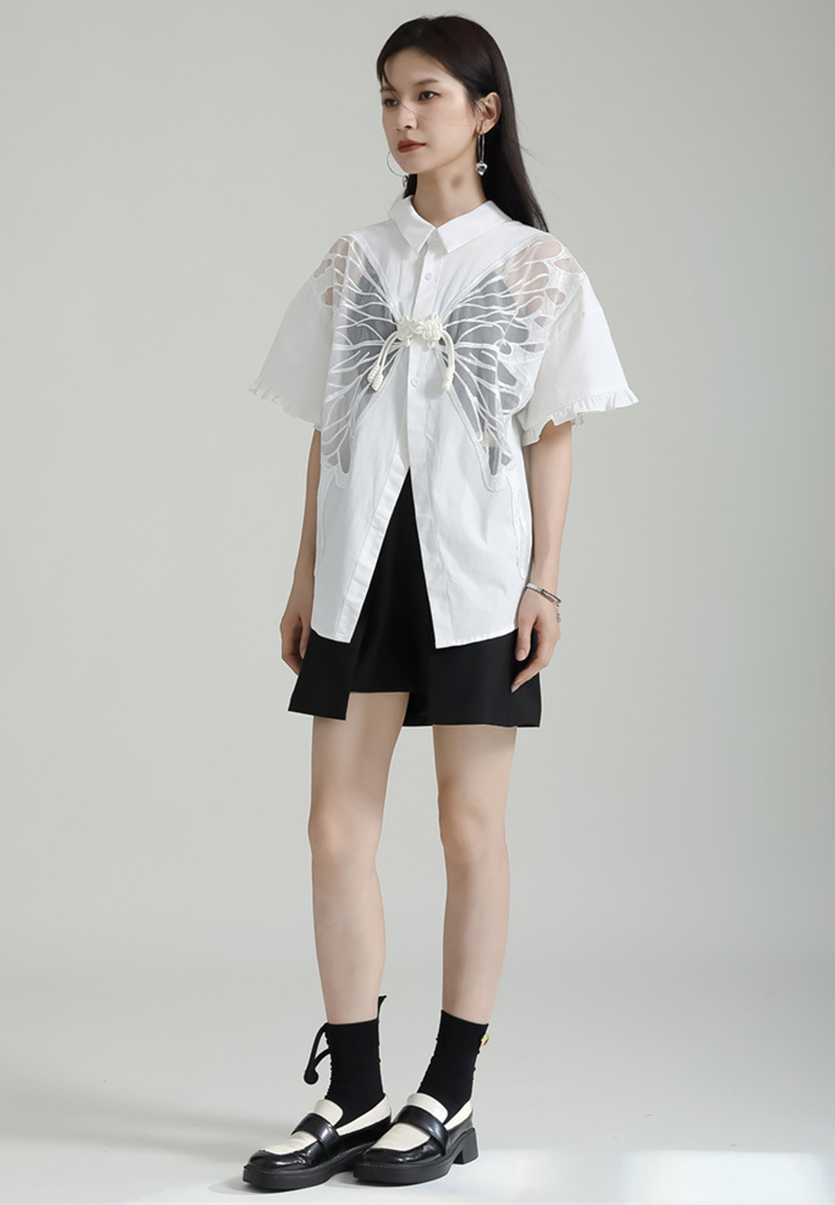 2024 White Short Design Sense Sleeved Shirt CA24030108W