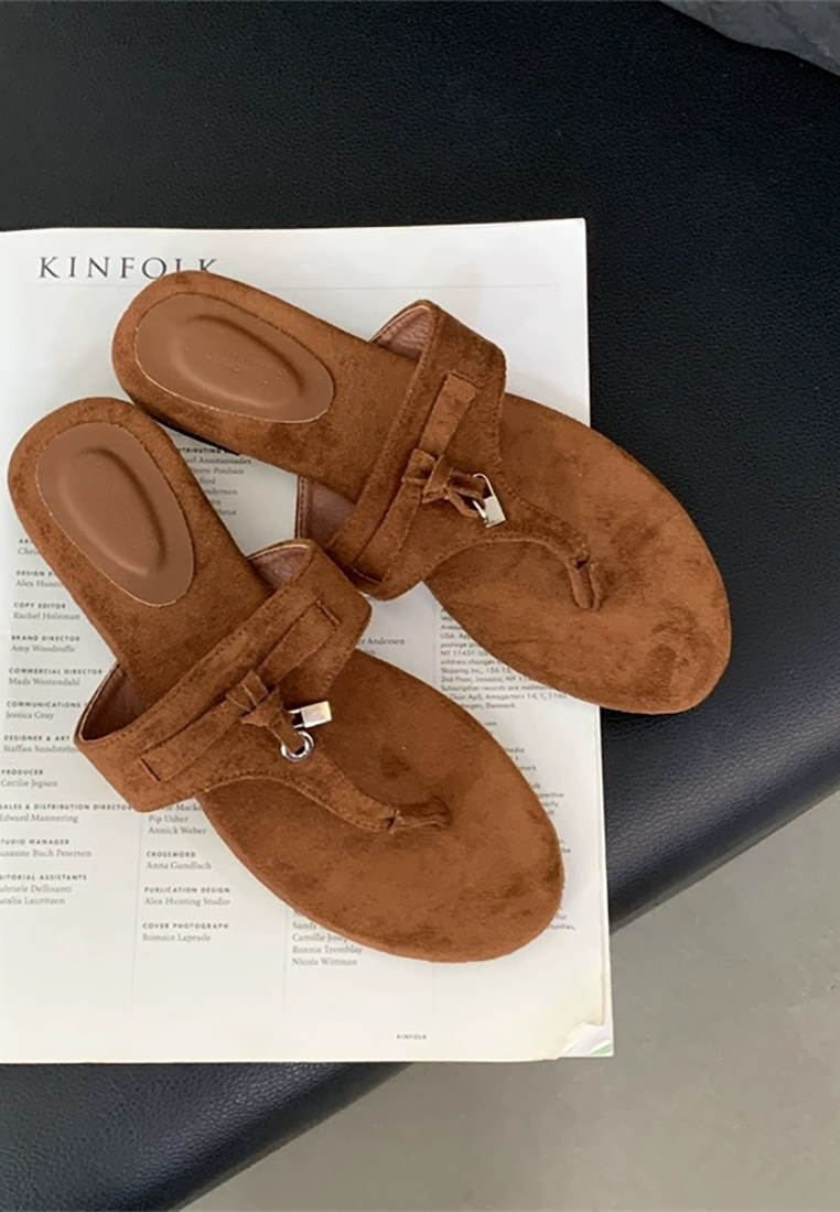 Lambskin flip-flops CA25042308GY