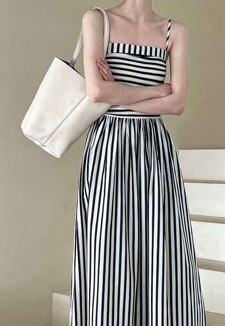 2024 strap style waist length dress CA24041008BK