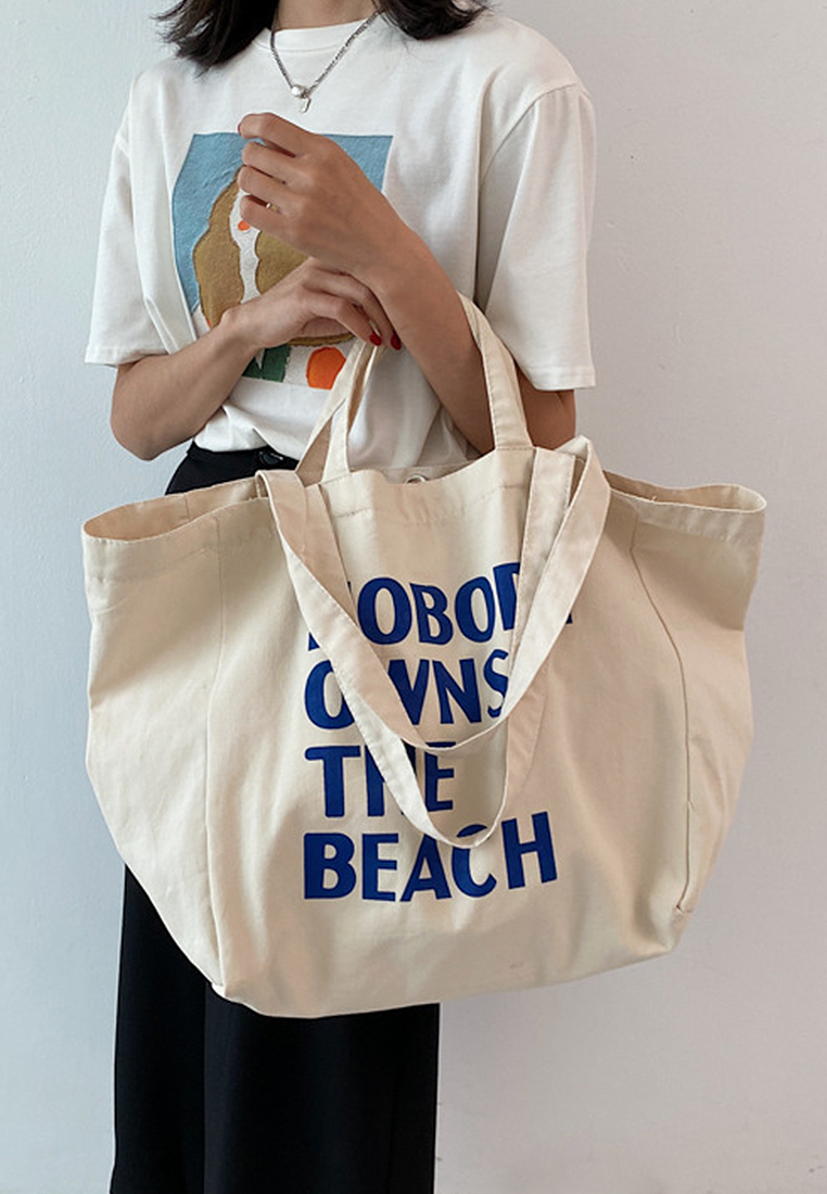 2024 White Printed Handheld Canvas Bag CA24032308W