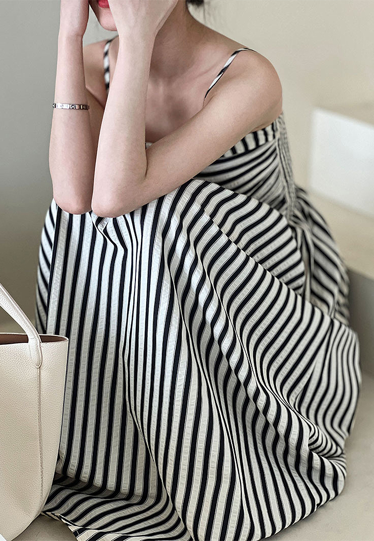 2024 strap style waist length dress CA24041008BK