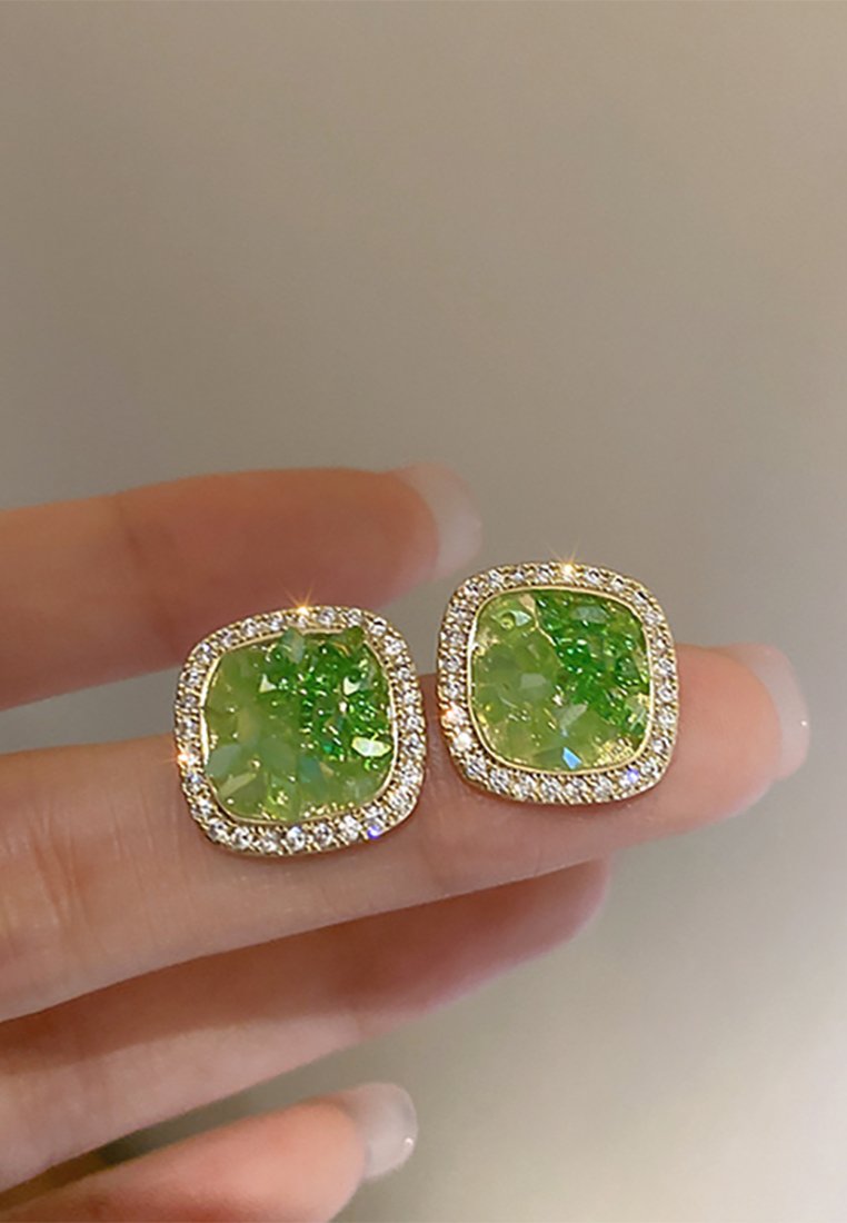 Light luxury retro diamond geometric palace style earrings CA25052383 -1