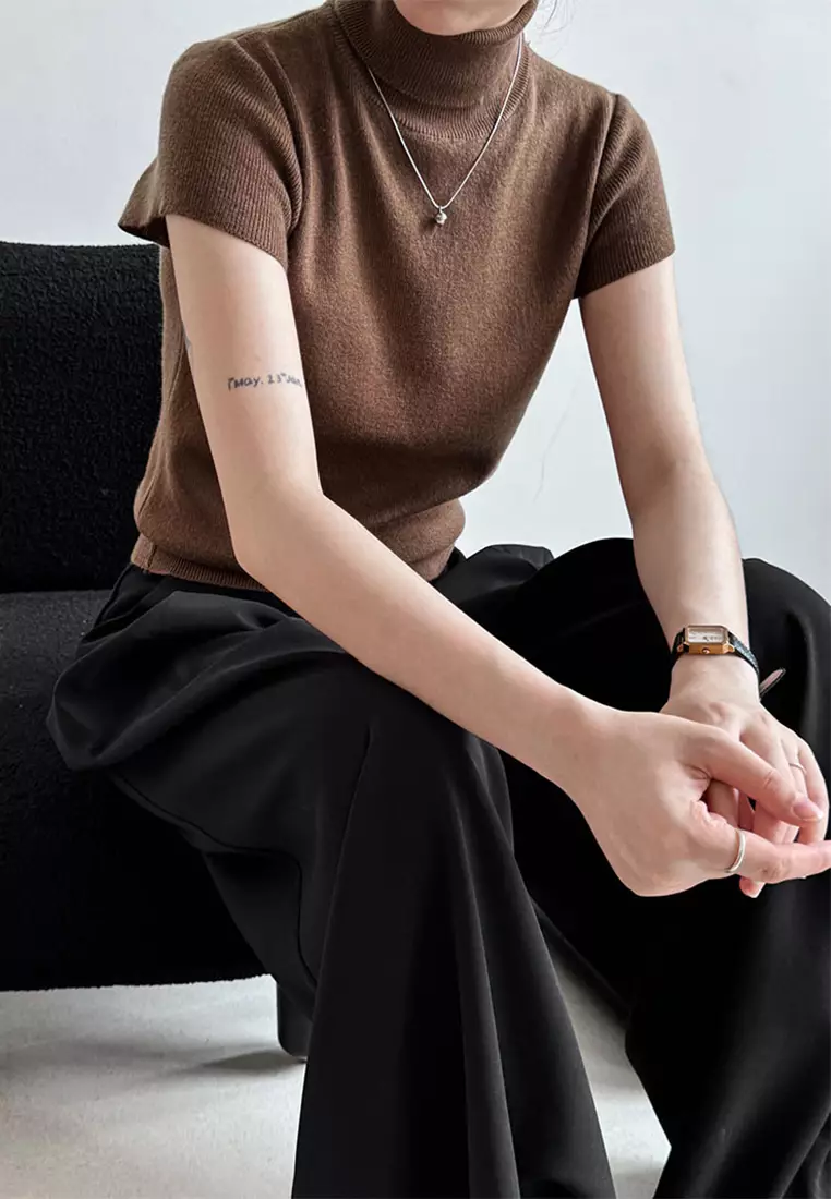 Classic slim fit short sleeved knitted sweater CA24092357BW