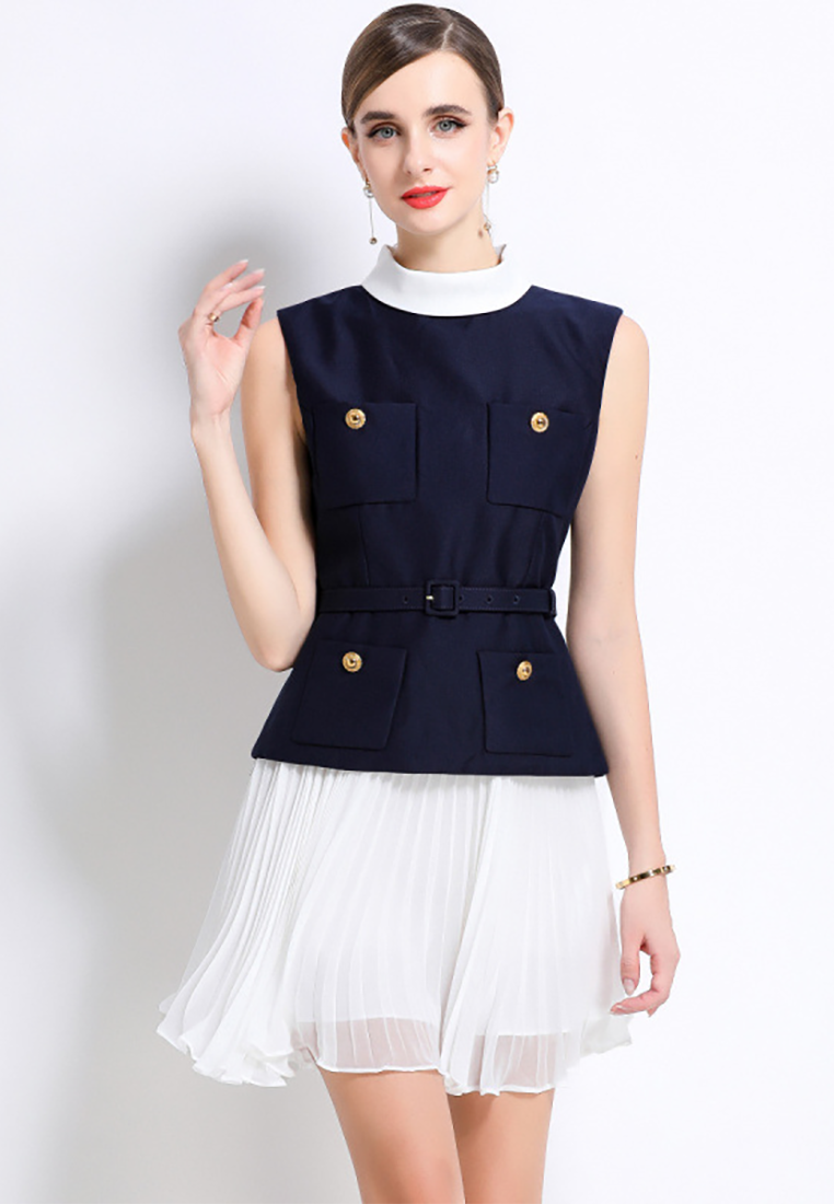 French Commuter Fake Two-Piece Round Neck Sleeveless Pleated Dress CA25091509