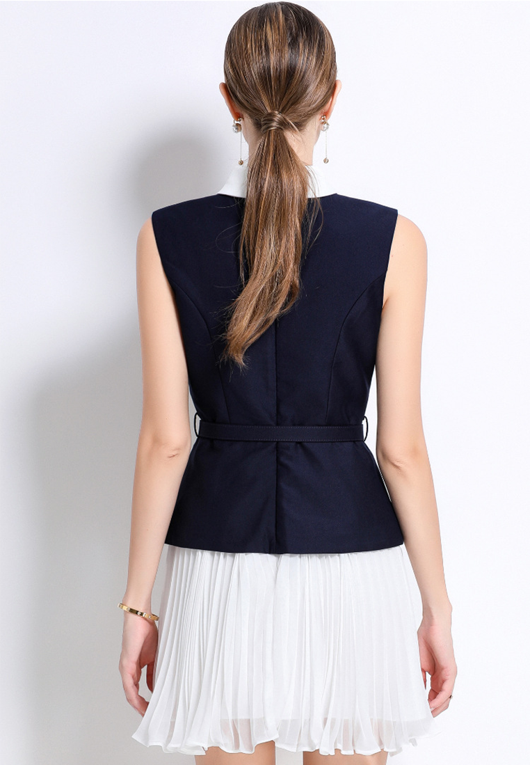 French Commuter Fake Two-Piece Round Neck Sleeveless Pleated Dress CA25091509