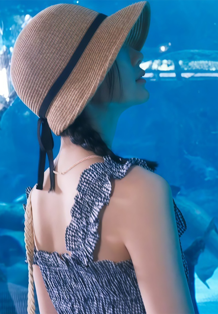 Summer beach straw sun hat CA25052392