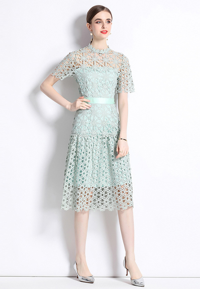 Summer New French Romantic and Elegant Lace Ruffle Hem Dress CA061398