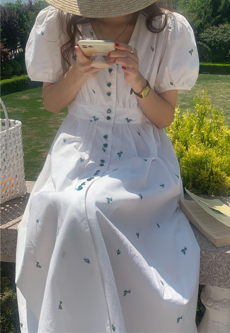 Embroidered button waist cinching bubble sleeve dress CA25032730GR