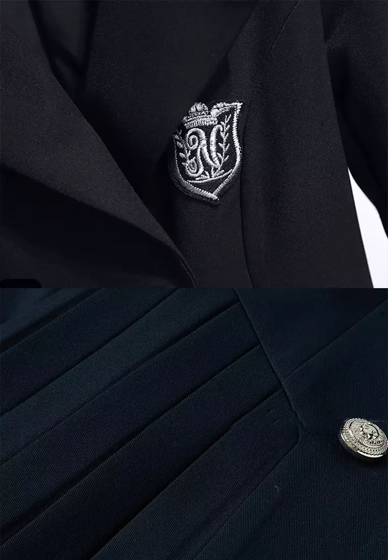 Fashionable waist cinched black pleated dress CA24102502BK