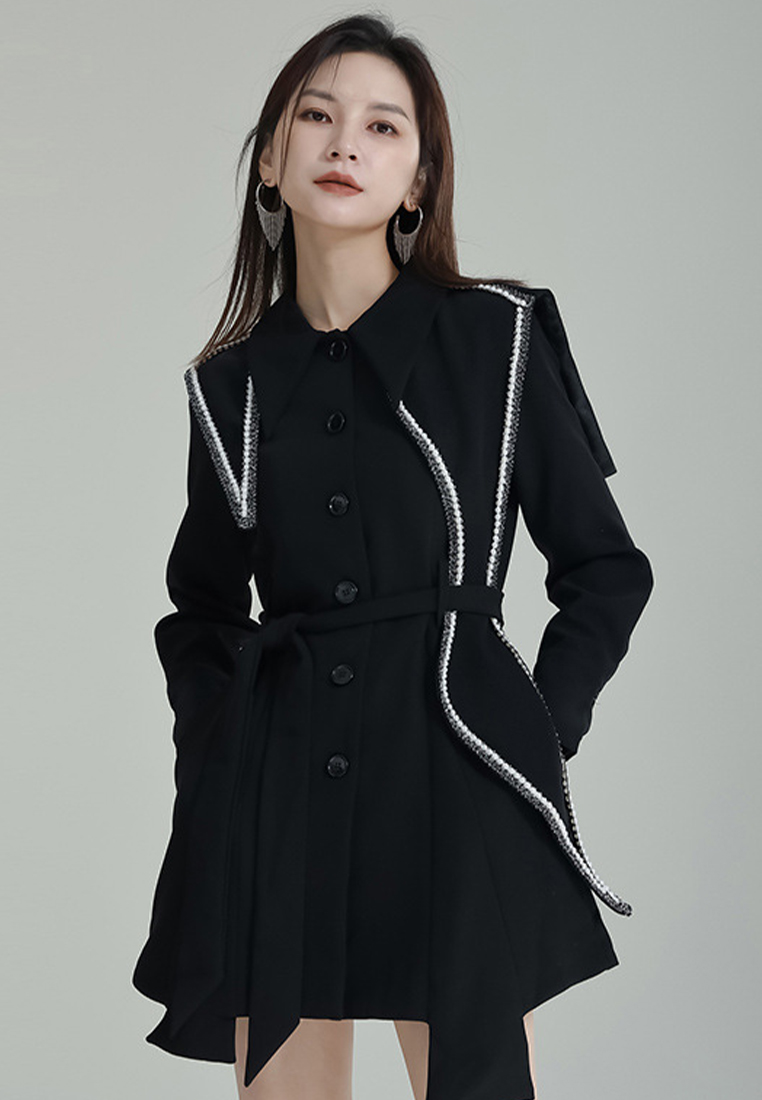 Fashionable design contrasting color short black dress A1218106