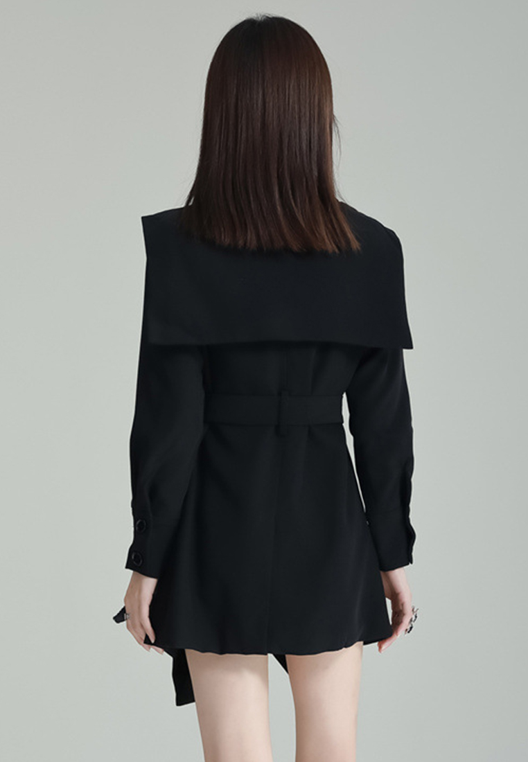 Fashionable design contrasting color short black dress A1218106