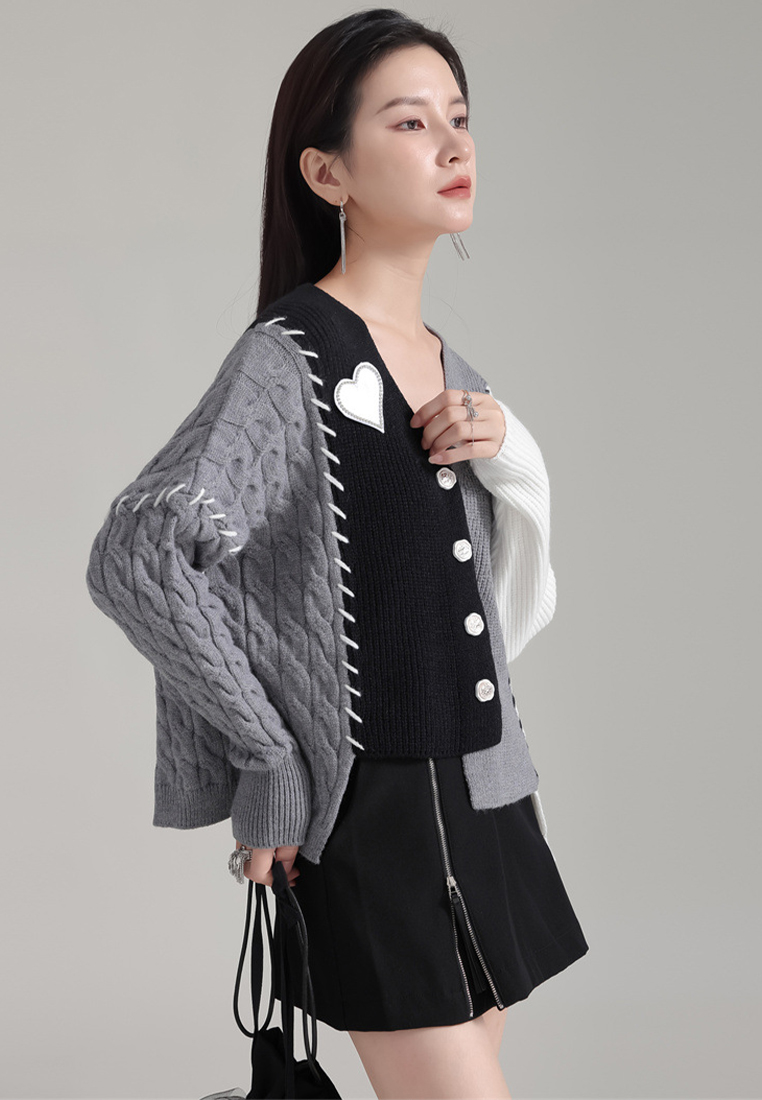 Elegant contrasting color patchwork cardigan and high end knitted sweater A1218124