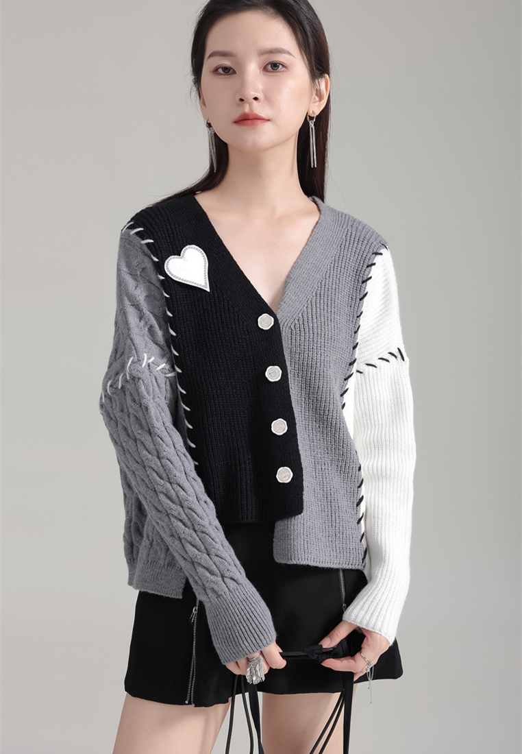 Elegant contrasting color patchwork cardigan and high end knitted sweater A1218124