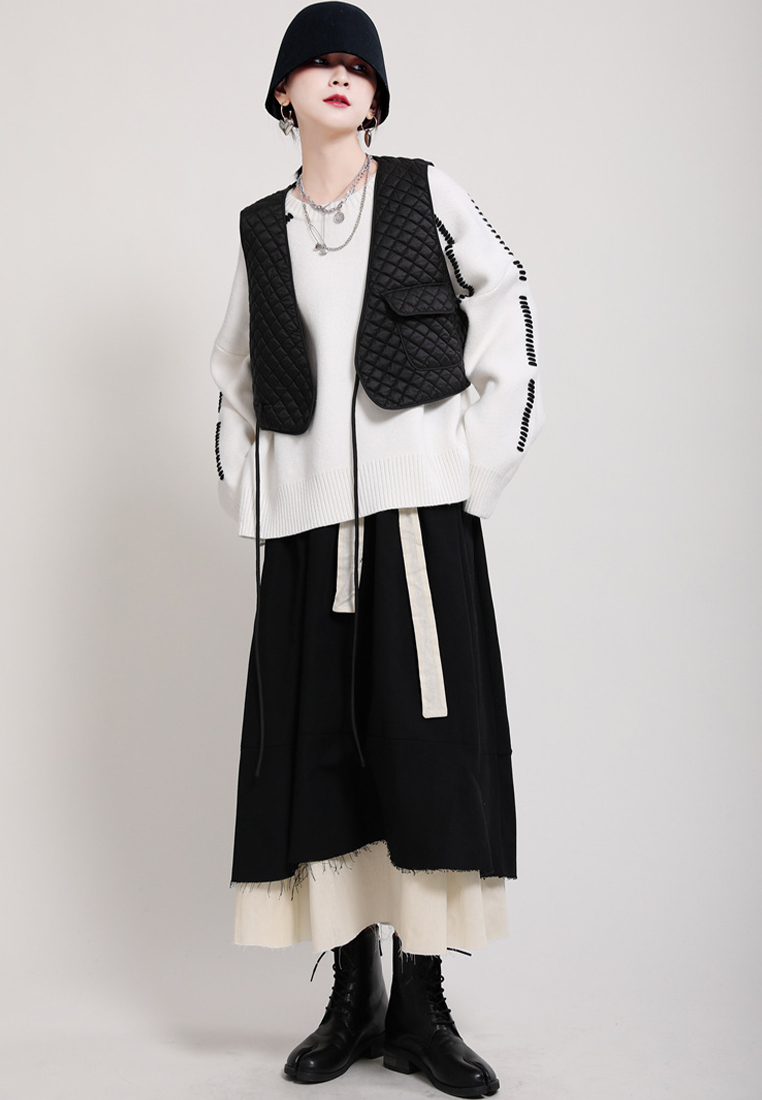 2024 Autumn and Winter Fashionable Black Lace up Diamond Cotton Vest Jacket A1218155BK