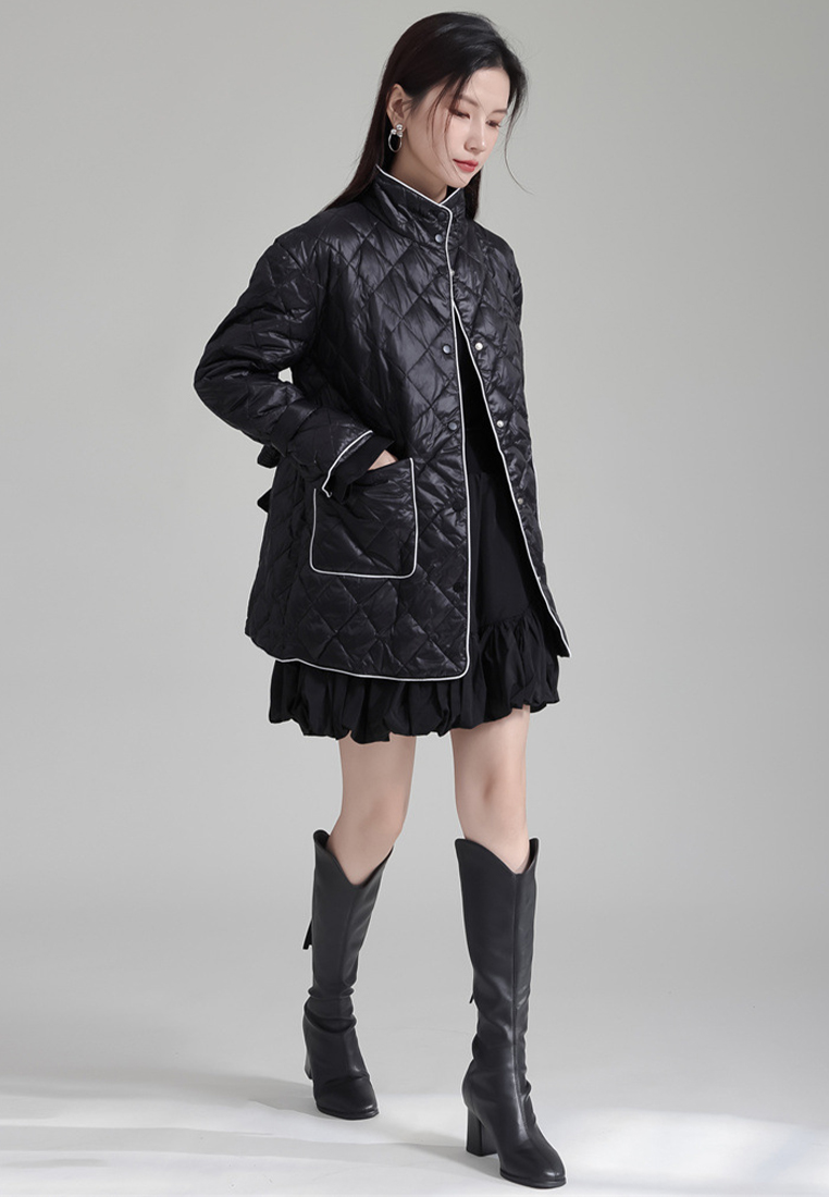 2024 Lightweight White Duck Down Jacket Color Contrast Jacket A1218159BK