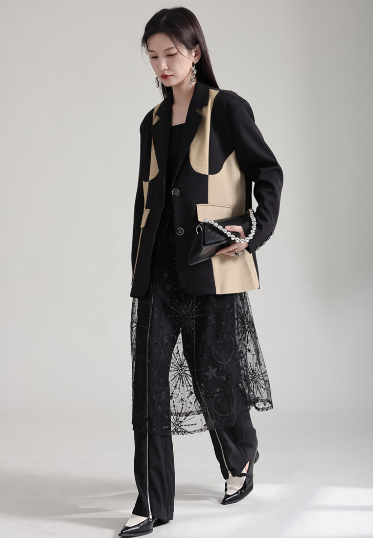 2024 Fashionable and Elegant Design Contrast Color Casual Suit A1218161W