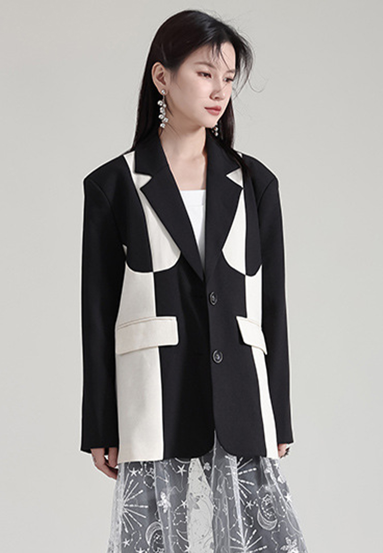 2024 Fashionable and Elegant Design Contrast Color Casual Suit A1218161W