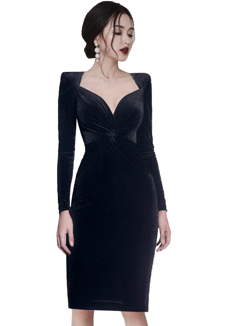 2024 Hepburn style v-neck velvet dress womens autumn new fashion dress A121870PU