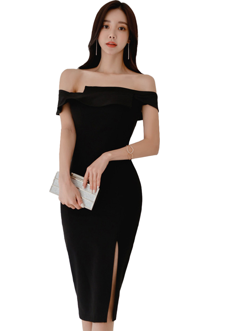 Korean Style Ladies Off Shoulder One-Piece Dress A22022412