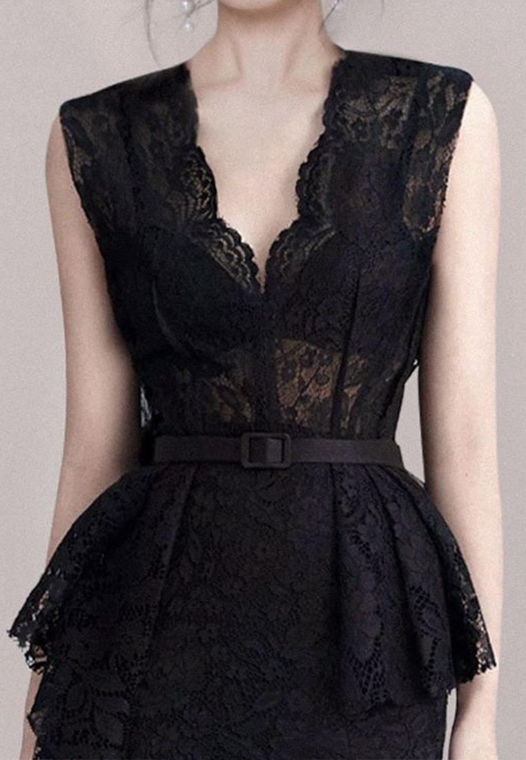 High Quality Lace Deep V Waist Side Split Slim Fit Midi Dress A23022415