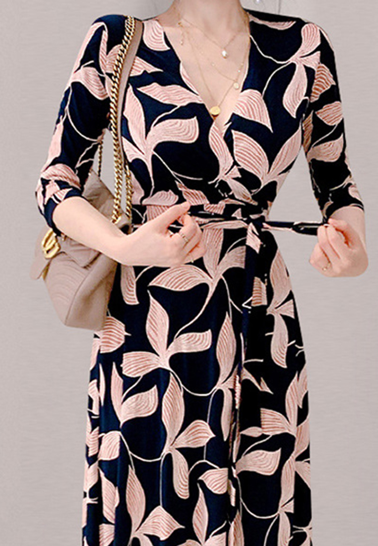 Elegant Vintage V-Neck Half Sleeve Lace Up Waist Printed Midi Dress A23022422RD-sunnydaysweety