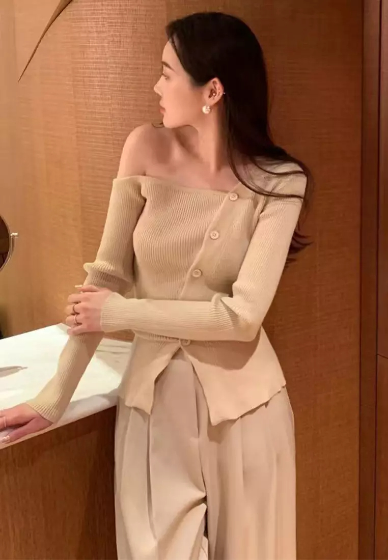 Brand new irregular off-shoulder knitted top K092705-BK