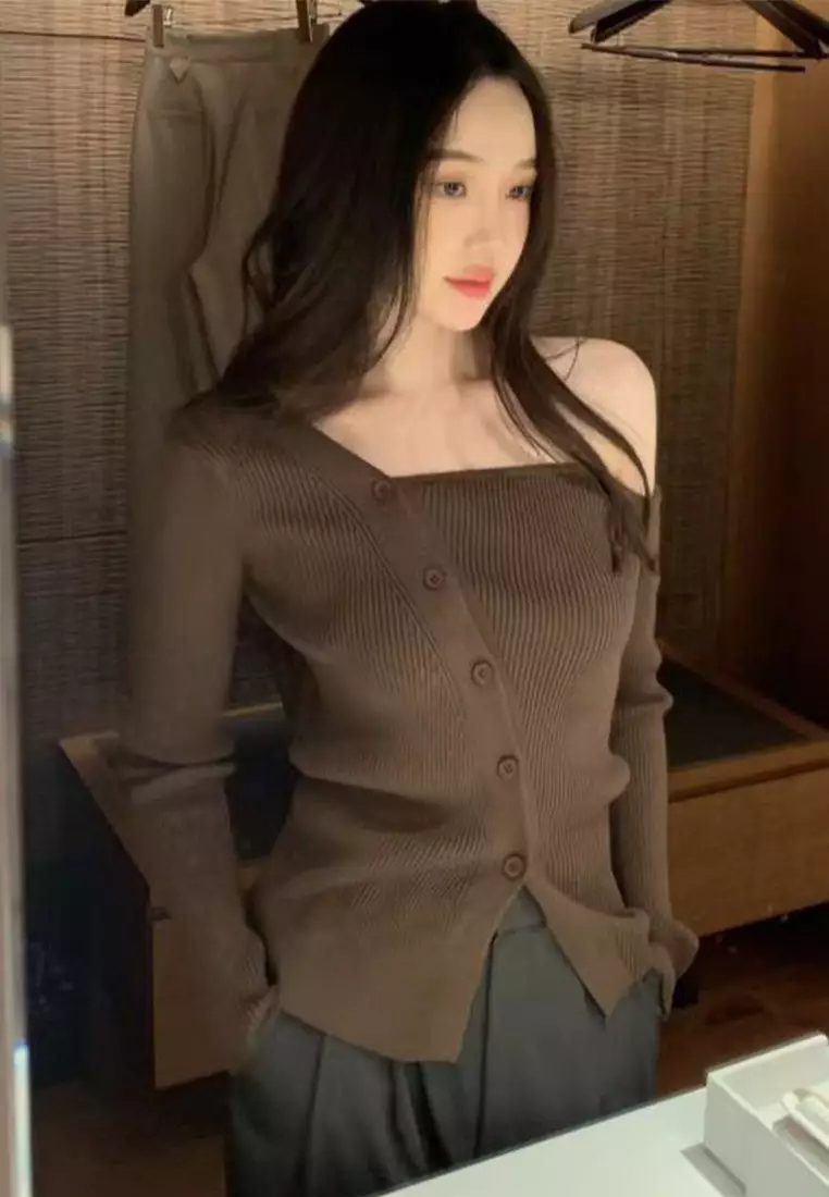 Brand new irregular off-shoulder knitted top K092705-BK