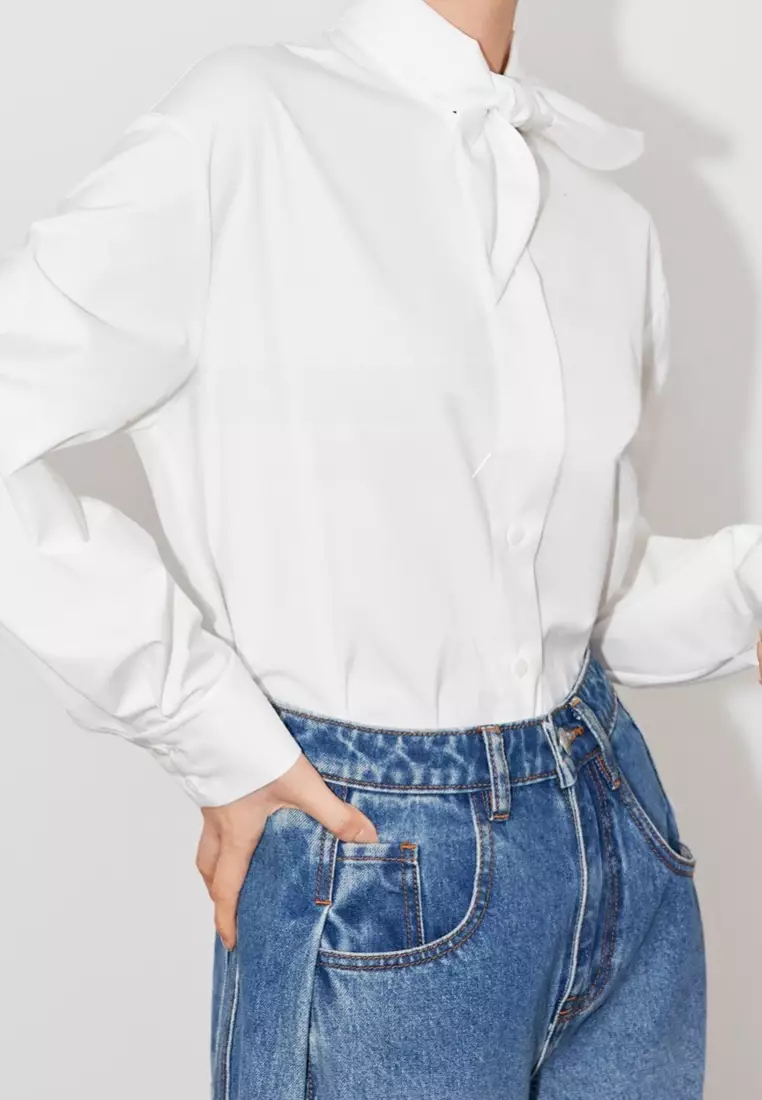 Brand new long-sleeved shirt with bunny ears neckline design K092509W