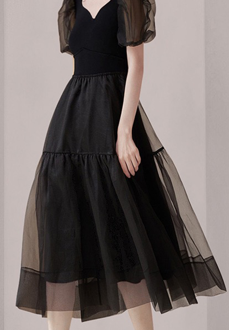 2023 New Summer Stylish Black Bubble Sleeve Dress for Women CA061375