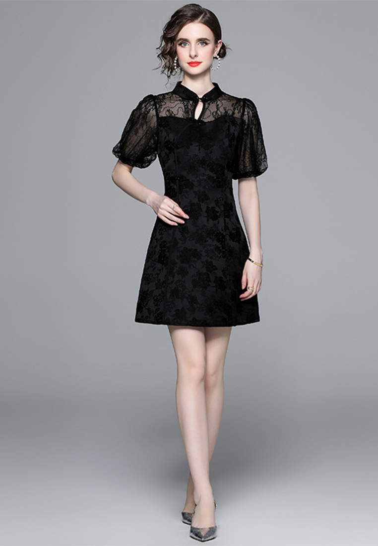 Vintage Black Dress with Button Fastening and Tulle Patchwork Bubble Sleeves CA061385