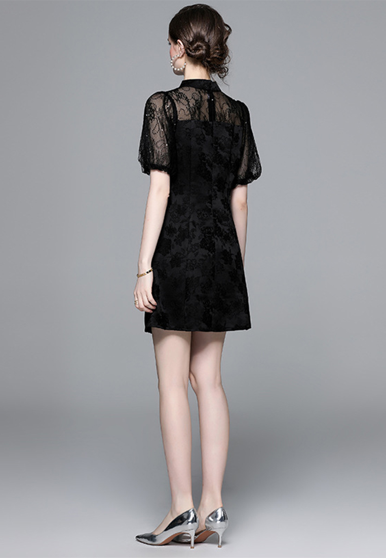 Vintage Black Dress with Button Fastening and Tulle Patchwork Bubble Sleeves CA061385