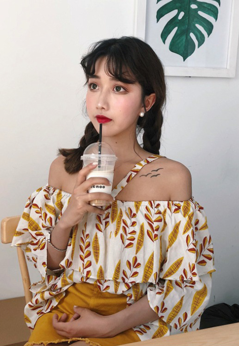 New Yellow Patterned Halter CA0629016