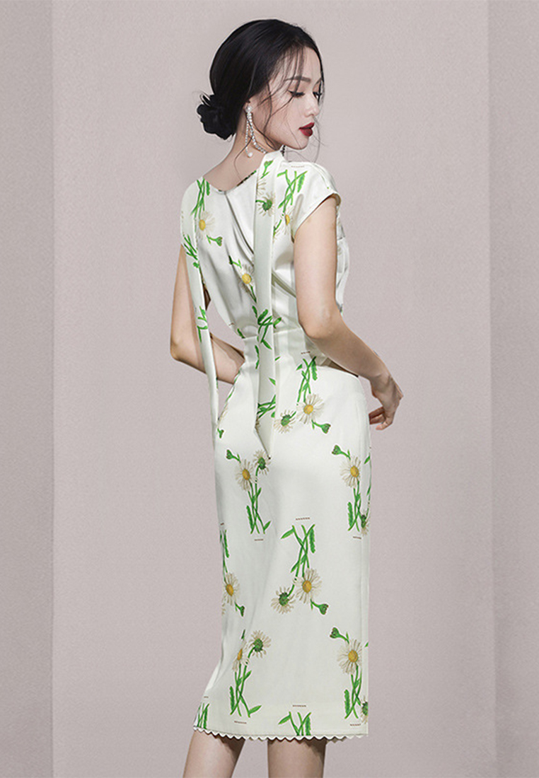 Fashionable French Retro Satin Print T-shirt Half Skirt Set Dresses CA1005101