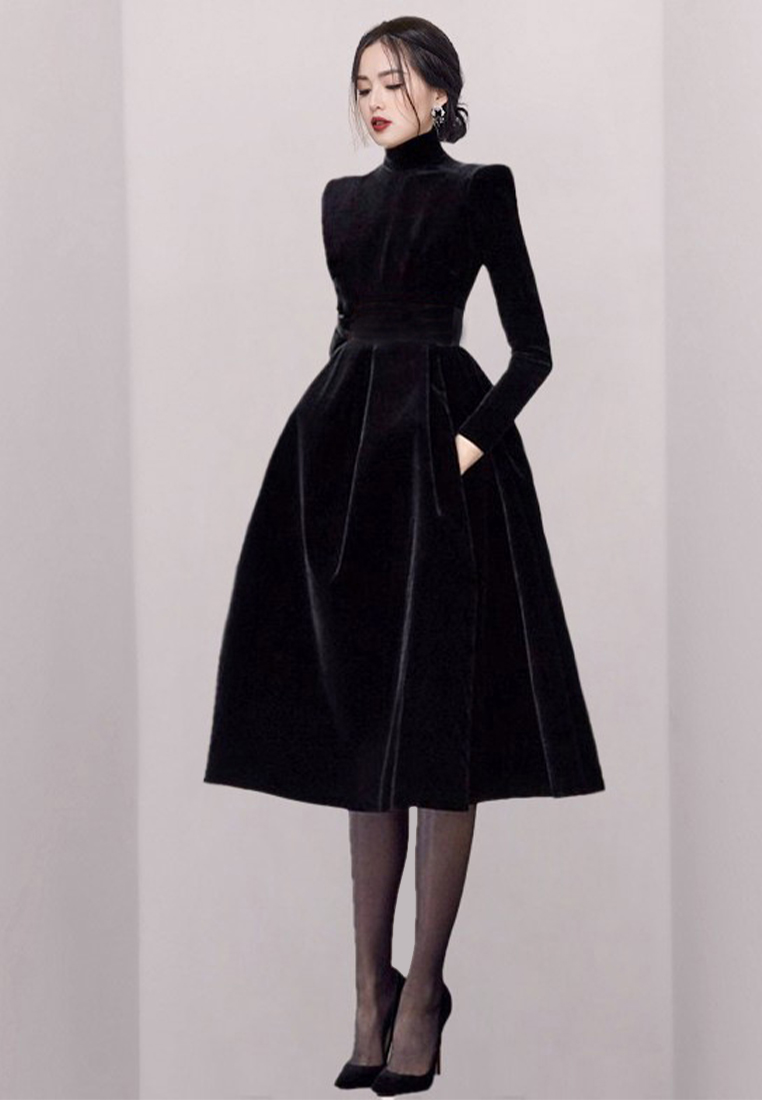 Elegant banquet evening dress black velvet dress CA110605