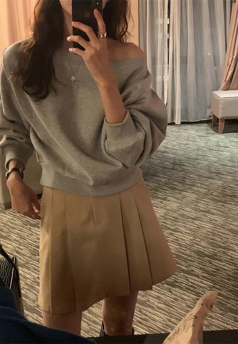 Korean style off shoulder top CA24092513GY