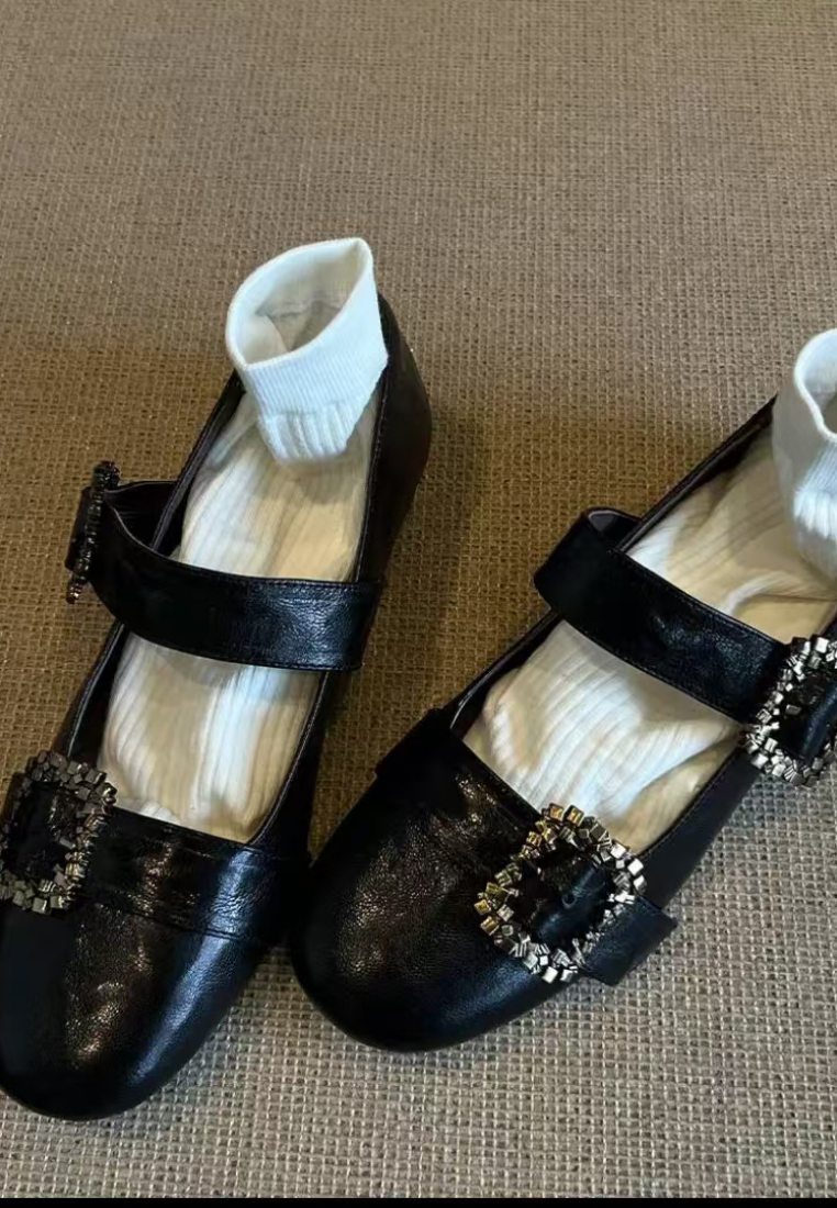 Retro round-toe Mary Jane shoes CA25112802BK