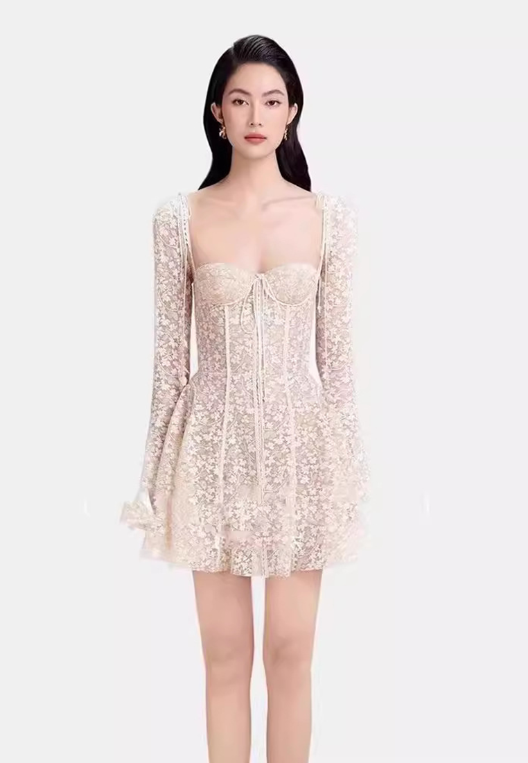 Autumn lace low neck long sleeved dress CA24102529W