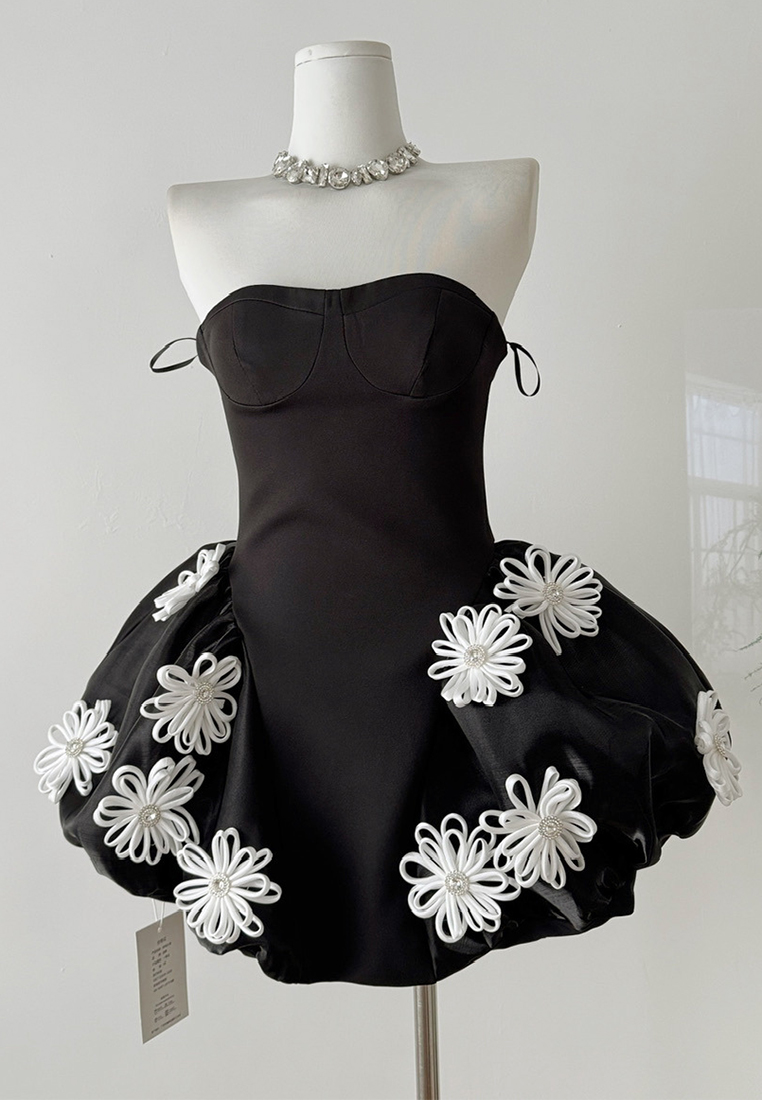 French 3D Flower Strapless Slim-Fit Puff Princess Gown CA25112501BK