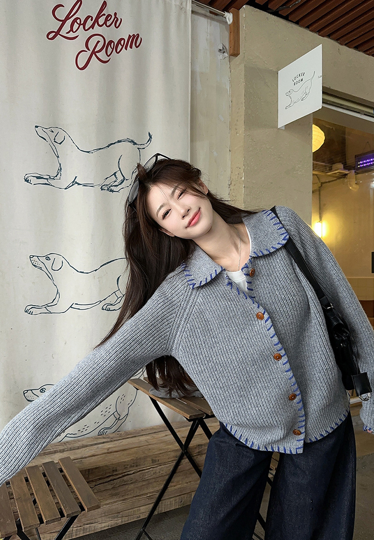 Temperament new contrasting color lapel knitted top Cardigans K120904BE
