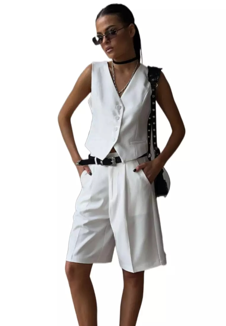 Summer retro fashion V-neck single-breasted vest + straight suit shorts suit K052701GY