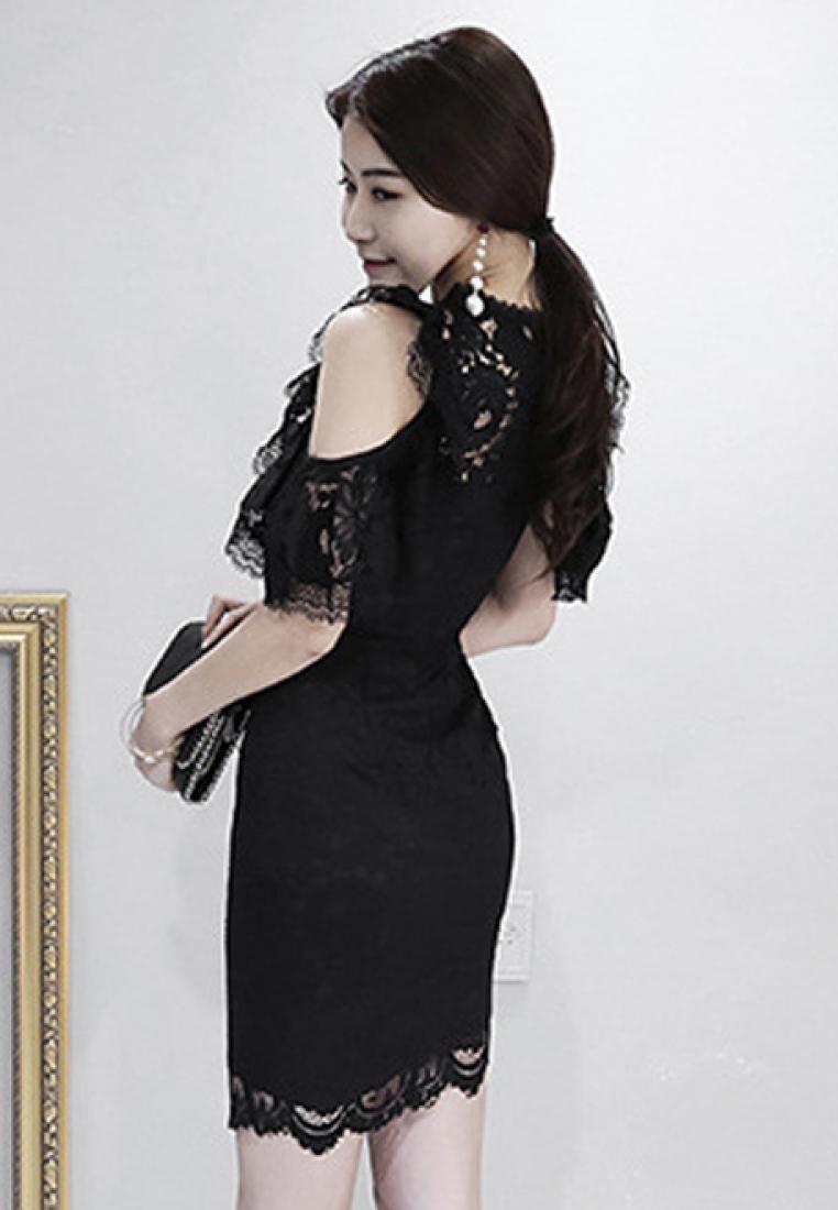 Lace Slim One-piece Dress UA0505461