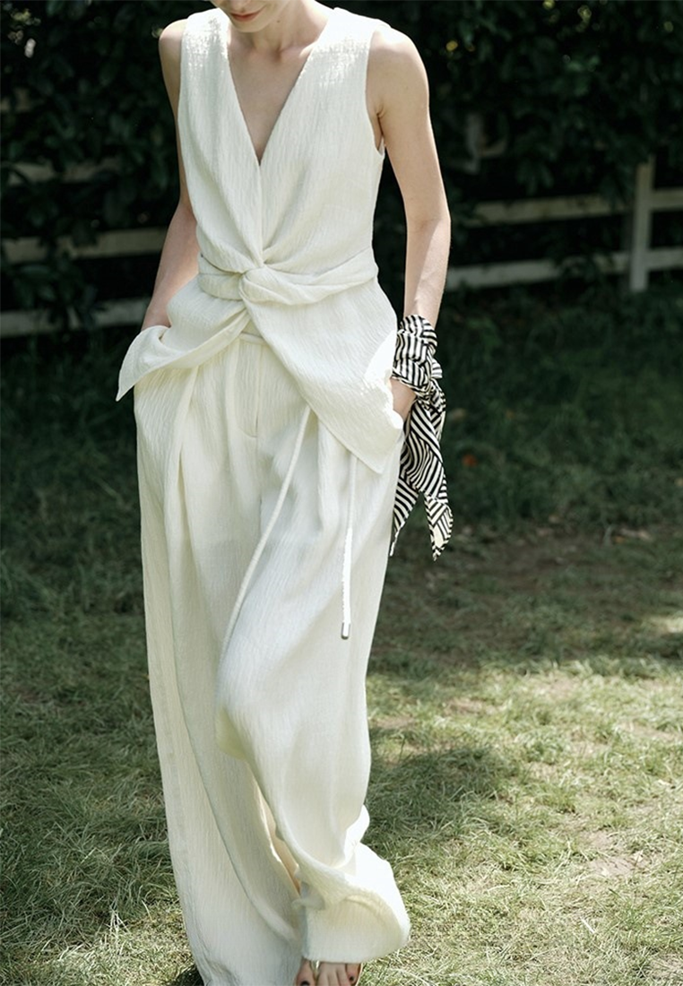 Summer V-neck sleeveless top and wide-leg pants set CA25052101BE