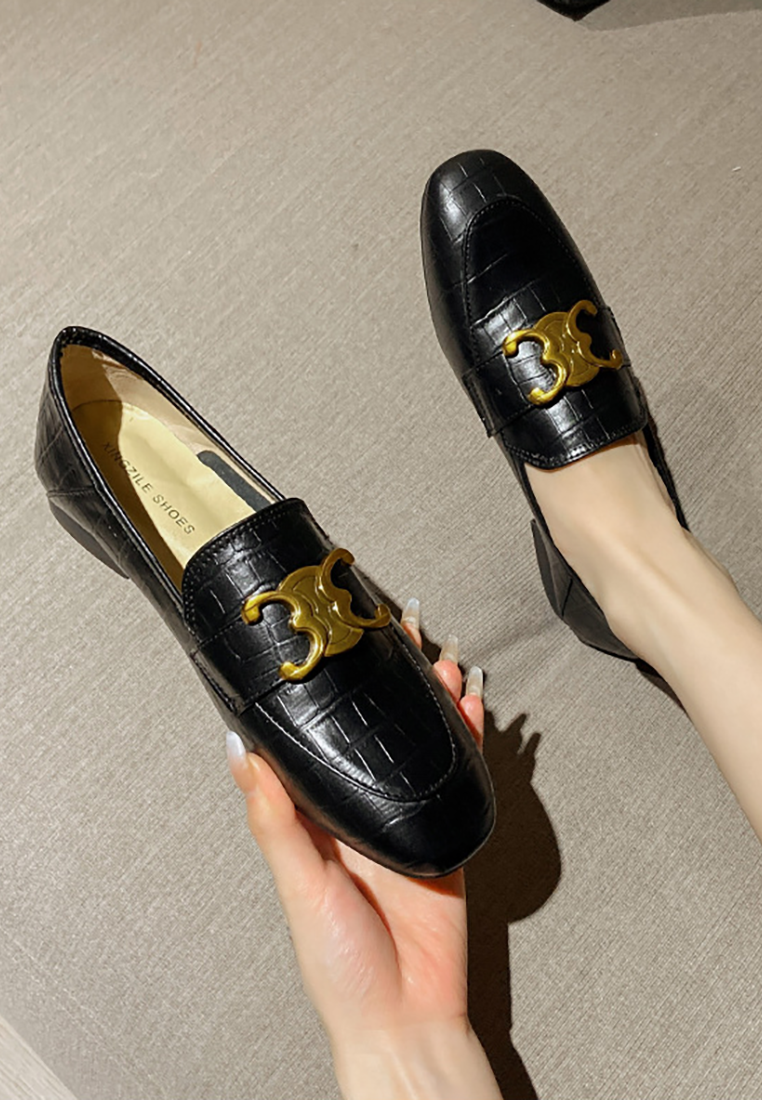 Retro British style slip-on round toe flat leather shoes CA25021348BW