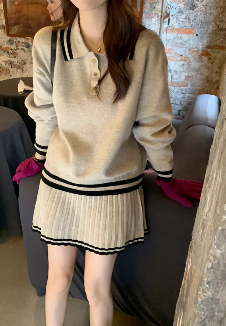 Korean retro contrasting color knitted top + pleated skirt set K102307