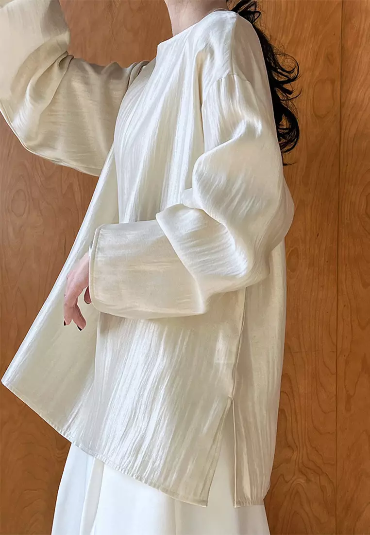 Minimally soft round neck loose top CA24092352RD